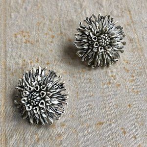 Beautiful Vintage Hand-carved Flower Earrings